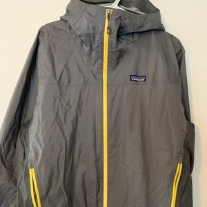 GREAT Patagonia Rain Jacket